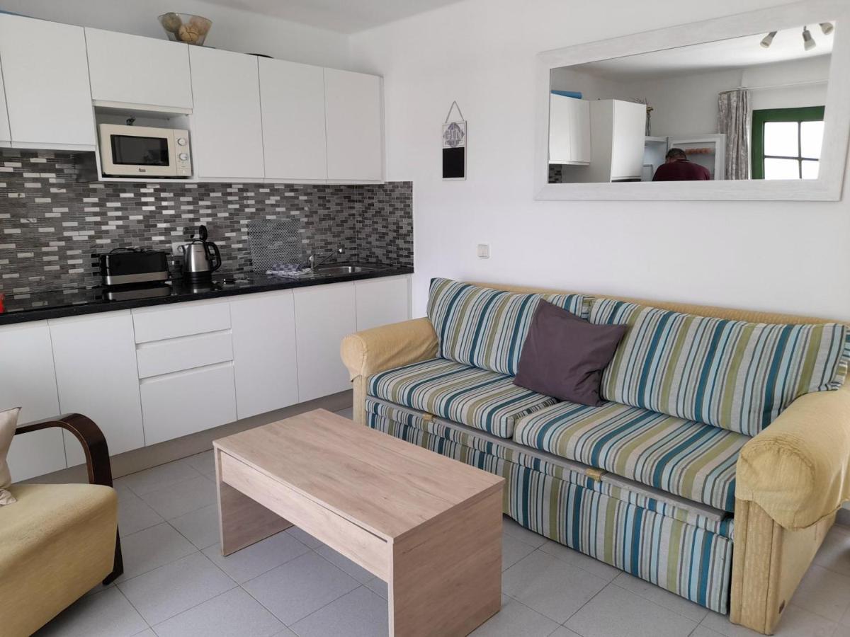 Fabulous 1-Bed Apartment In Puerto Del Carmen Puerto del Carmen  Extérieur photo